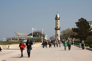 Promenade Warnemünde © Julia Roeser