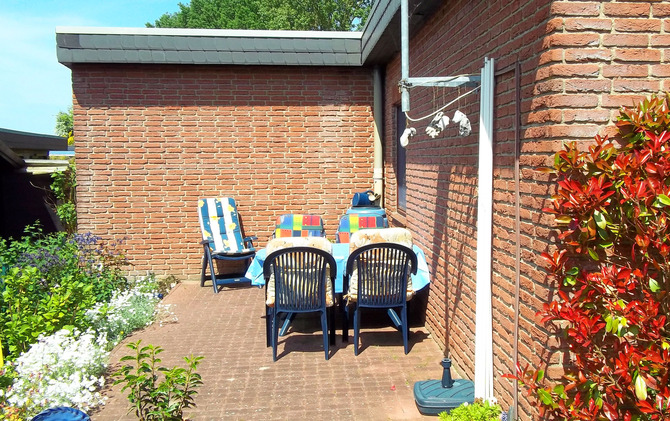 Ferienhaus in Kleinwessek - Hartung - Terrasse mit Abendsonne