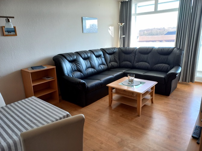 Ferienwohnung in Heiligenhafen - Schneider - Wohn-Esszimmer Sicht 1