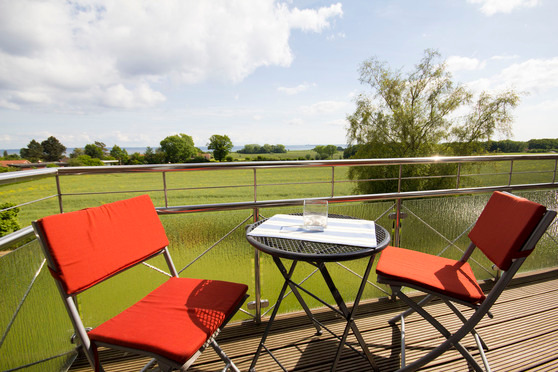 Ferienwohnung in Rettin - Ferienhof Hansen Lachmöwe - Balkon mit 100 % Ostseeblick