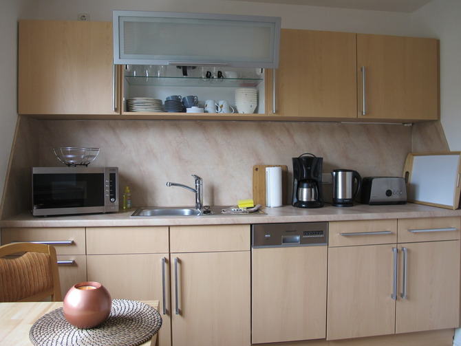 Ferienwohnung in Niendorf/Ostsee - Haus Edda FeWo Schwalbennest - gro&szlig;e K&uuml;che