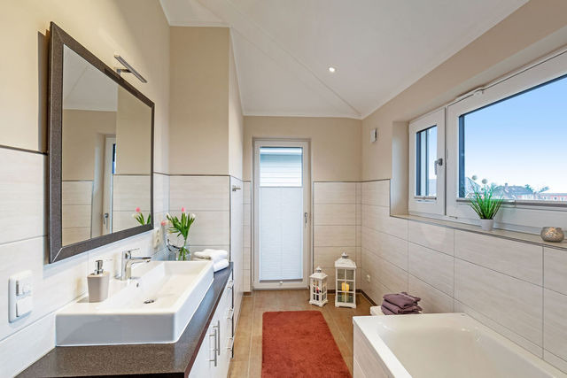 Ferienhaus in Fehmarn OT Klausdorf - "Ferienbauernhof Lafrenz" - Wellness - Ferienhaus Küstenwind - Bild 16