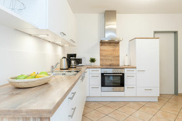 W1 - G&auml;stehaus Christian-Westphal-Str. 60 - FERIENDOMIZIL HOLLICH