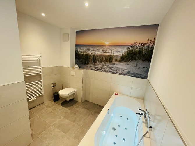 Ferienwohnung in Rostock - Ostsee Ankerplatz - Villeroy Boch Whirlpool,Lichttherapie,Soundanlage