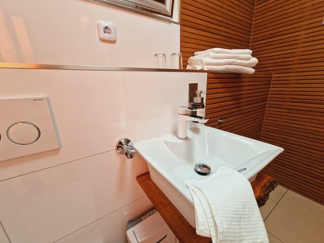 Ferienwohnung in Kiel - Design Appartement Sch&ouml;nfeld - Bild 8