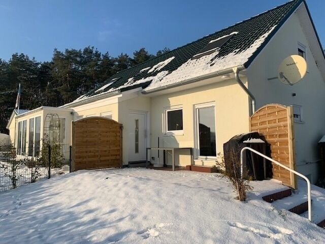 Ferienhaus in Lütow - Ferienhaus Köhler Am Achterwasser incl. Boootsvermietung/ Urlaub mit Hund - Bild 3