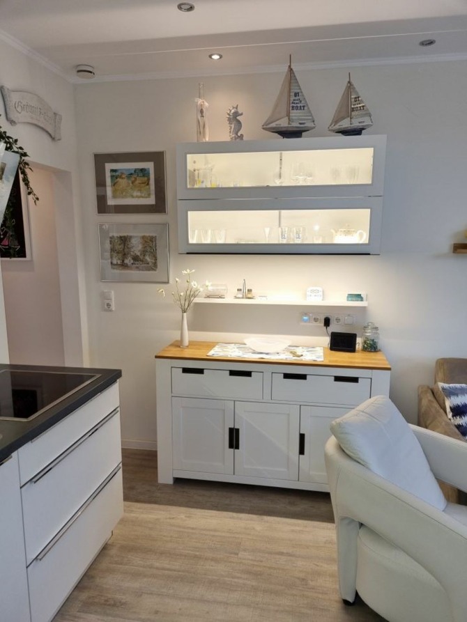 Ferienwohnung in Grömitz - Haus Solymar - Wohnbereich mit offener Küche