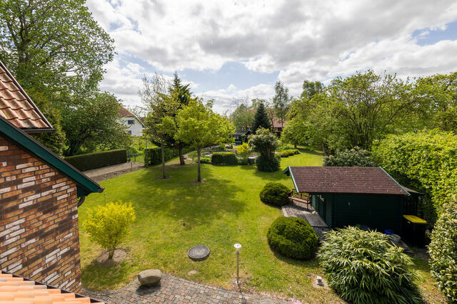 Ferienhaus in Garz - Familienferienhaus R&uuml;genbrise - Gemeinsames Urlauben mit Steg und Boot auf R&uuml;gen - alles inklusive und 5 B&auml;der - Bild 24