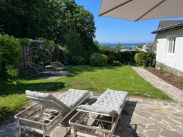 Blauer Blick Alvine