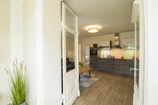 Ferienwohnung in Seebad Heringsdorf - (Brise) Villa Emmi App. 04 - Bild 4